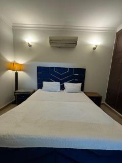 Luxury 1bed apartment F-11 - 6