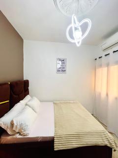 Western Suites - 4
