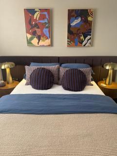 Premium top-floor apartment with stunning views - 6