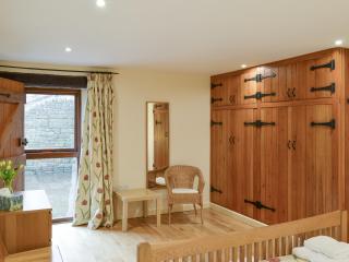 Tythe Barn - 2