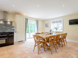 Sea Holly Cottage-Uk11931 - 3
