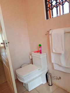 Mma Mali Bakgopeng bed and breakfast - 8