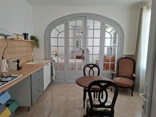city center apartment - 0