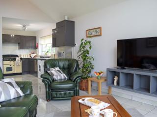 Bumble Lodge - 3