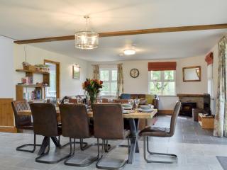 Lakeside Lodge - 6
