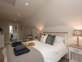 River Quay - 4