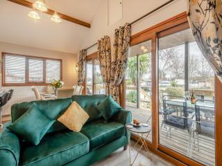River Retreat-B6842 - 5
