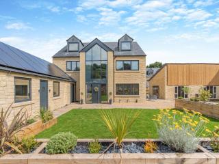 Glebe House - 2