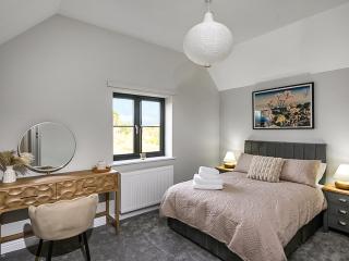 Fern House - 1