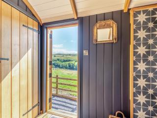 Flossys Hut - Uk43675 - 5