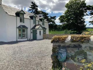 Darris Farmhouse - 3