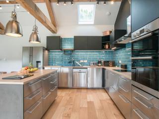 The Pendre Longbarn - 4