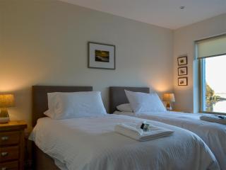 Rowan House - 2