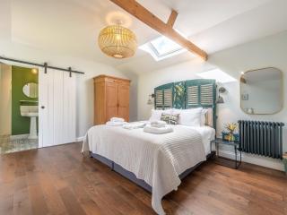The Cowshed - Uk50803 - 7