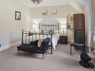 Antfield House - Lochend - 1