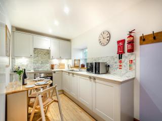 The Holly Tree Cottage - 7