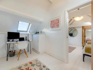 The Granary - Uk48740 - 1