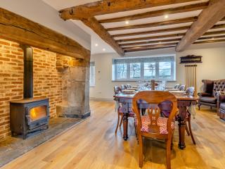The Farmhouse - Uk48653 - 1