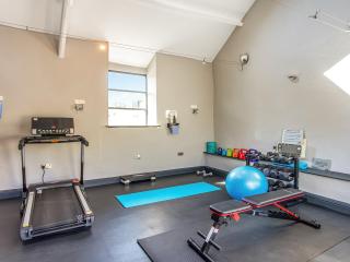 36 At The Sanctuary - Uk50278 - 3