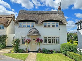 Periwinkle Cottage - 0