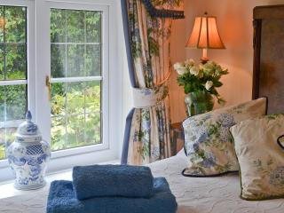 Grooms Cottage - 3