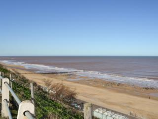 Stradbroke House - 2