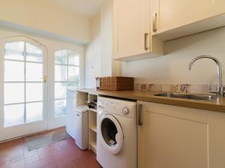 Dairy House - Ukc2776 - 4