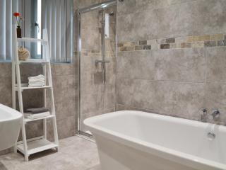 Henry-Oscar House - 5