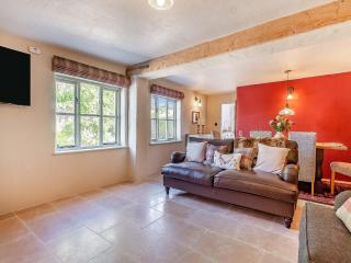 Queens Barn - 5
