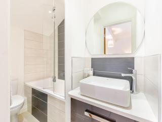 Adair Cottage - 1