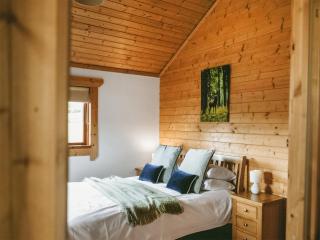 Henning Lodge - Uk31008 - 4