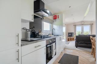 Tor Lodge, Oak Tree Lane - 7