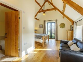 Cottage Est - Ukc4432 - 9