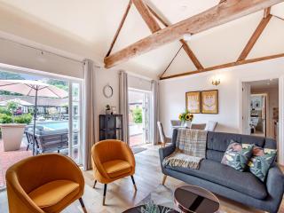 The Pool House - Uk49372 - 9