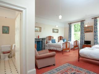 Longcroft House - 1
