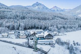 Hotel Gruberhof Innsbruck Igls B&B - 1