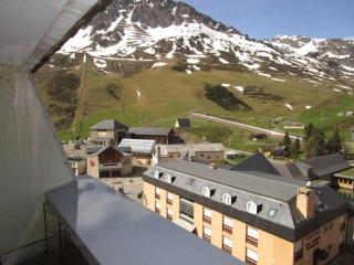 Studio cabine 5 pers avec balcon, au pied des pistes de La Mongie 1800, proche commerces et spa thermal - FR-1-404-2 - 1