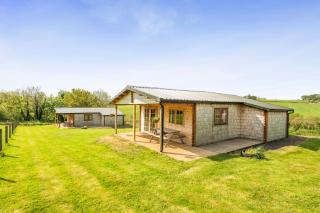 Moor View Cabin (Oak Tree Lane) - 2