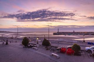 Seaside View 3BR with Beach Access in Central Margate - 5