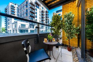 Stylish Two Bedroom Apartment with Balcony in London Wandsworth - 6