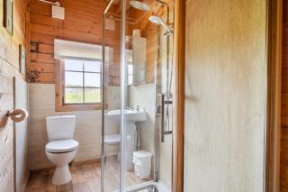 Pastures Green Cabin (Oak Tree Lane) - 3