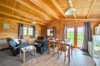 Pastures Green Cabin (Oak Tree Lane) - 1