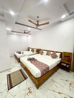 Hotel Shiva Darshanam - 4