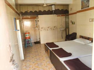 ADwarkesh femily homestay - 1