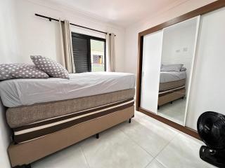 Litoral com Conforto: Vista Mar e Brisa Leve - 9