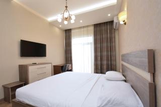 Kajaznuni Street, 3 bedrooms Luxury & Unique apartment QA888 - 4