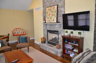 NEWLY LISTED Mountain Lake House - Enjoy All-Year Round in Our Family Home - 7