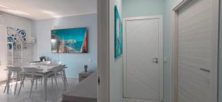 DANIEL SUPERIOR APARTMENTS - Tropea City Center - 250m from the Train Station - 2
