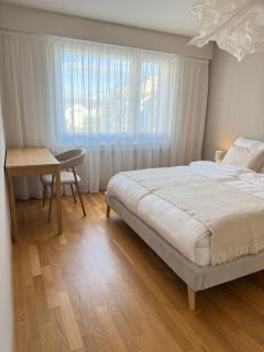3-Bedroom Family & Business Home Free Parking - 6