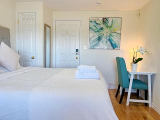 Lee's Ocean Peek B & B - 6